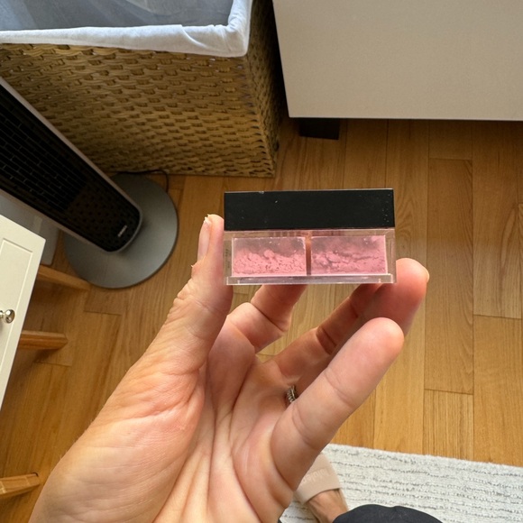 Givenchy Prisme Libre Blush - Picture 4 of 4